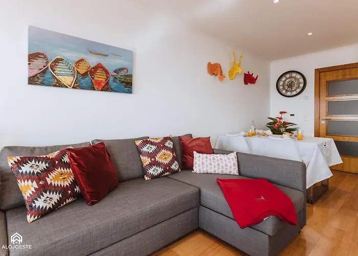 Διαμέρισμα L - *