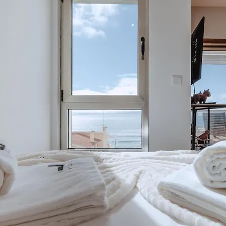 L - Apartment