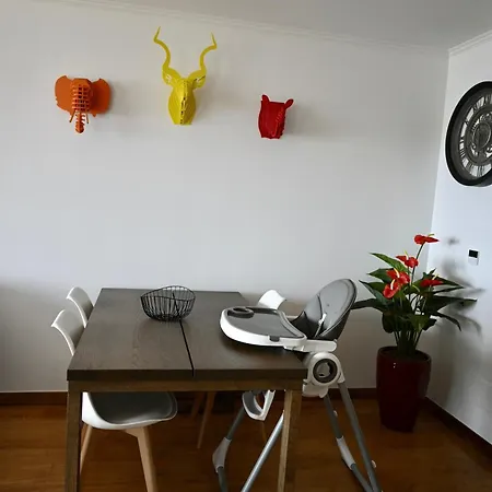 L - Apartment *