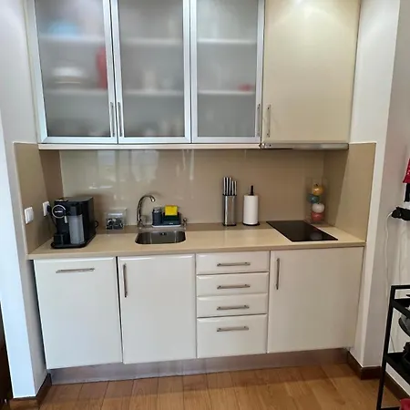L - Apartment